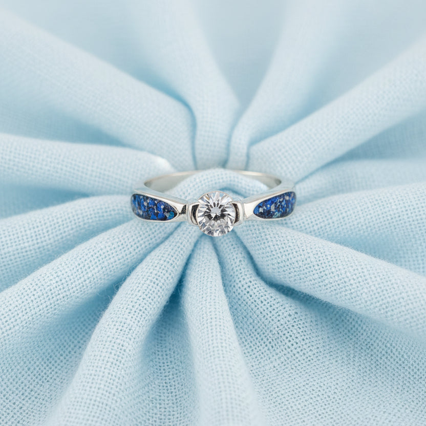 The Elowen 925 Sterling Silver Solitaire Memorial Ring