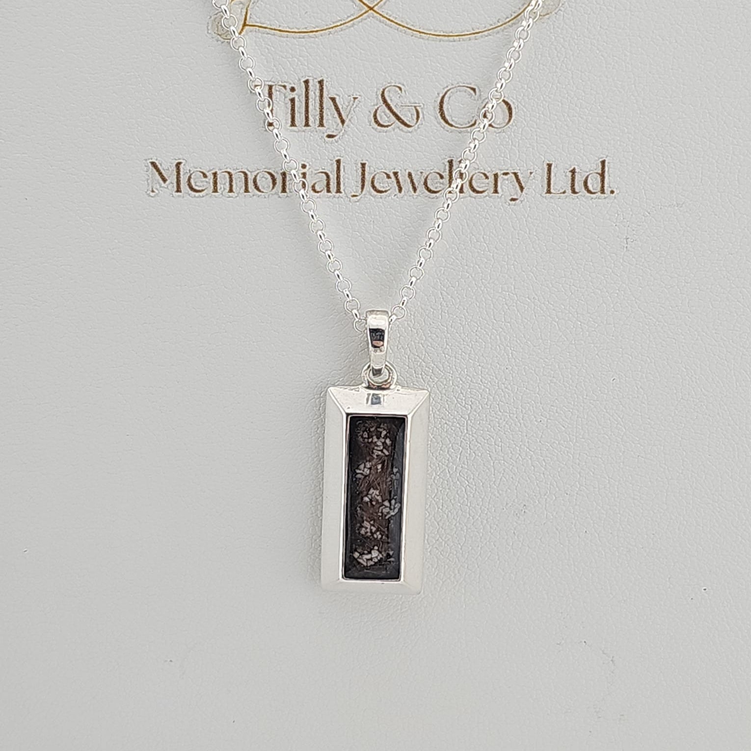 Solara Bar' Memorial Pendant image 0
