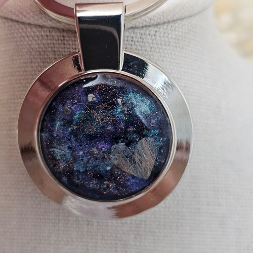 Circle of Love'  Engraved Keyring image 1
