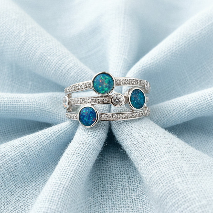 Lumine Trio' Memorial Ring.