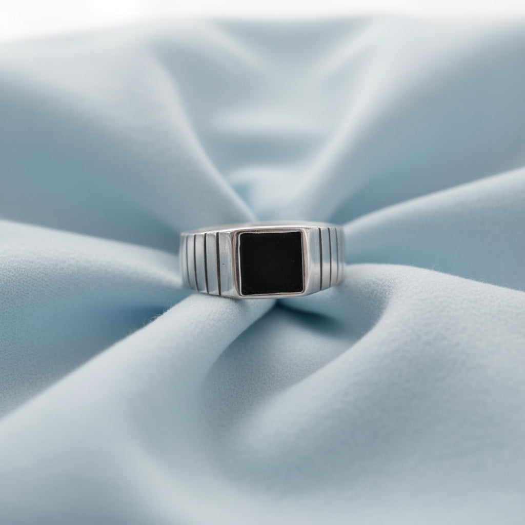 The Heritage Signet' Sterling Silver Memorial Ring.