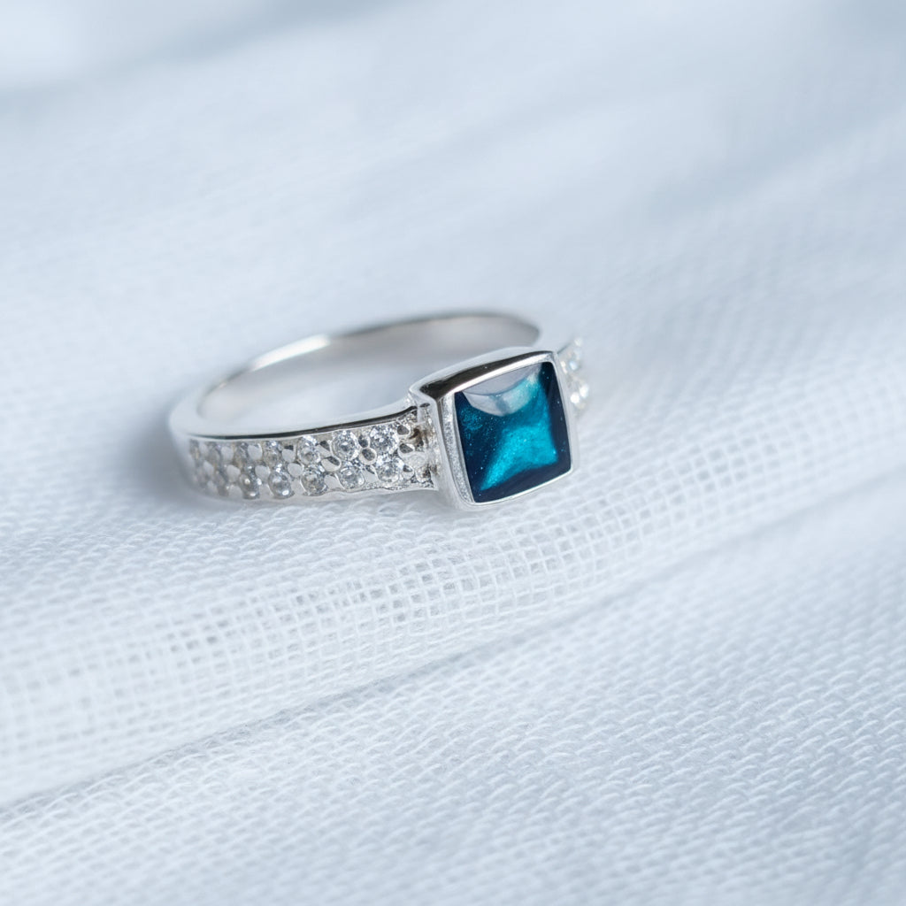 The Lumina' Sterling Silver Memorial Ring.