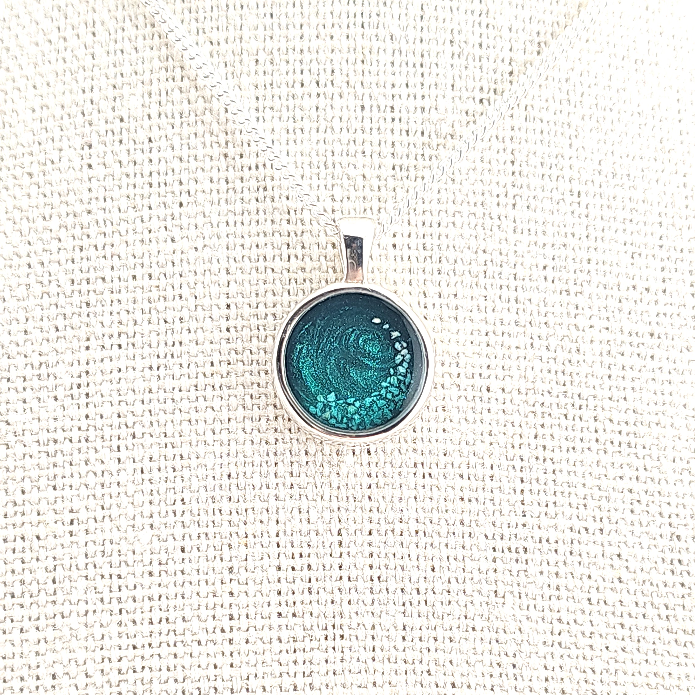 Serenity' Memorial Pendant image 1
